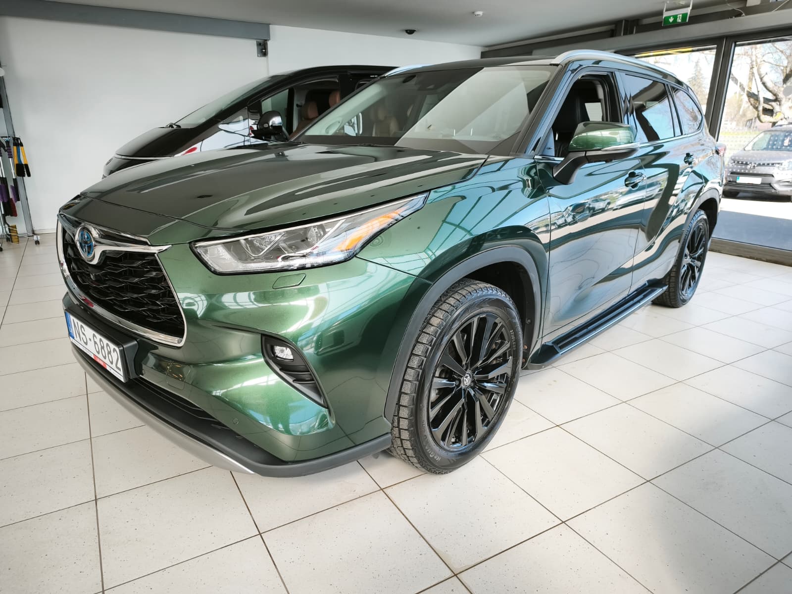 Read more about the article Toyota Highlander