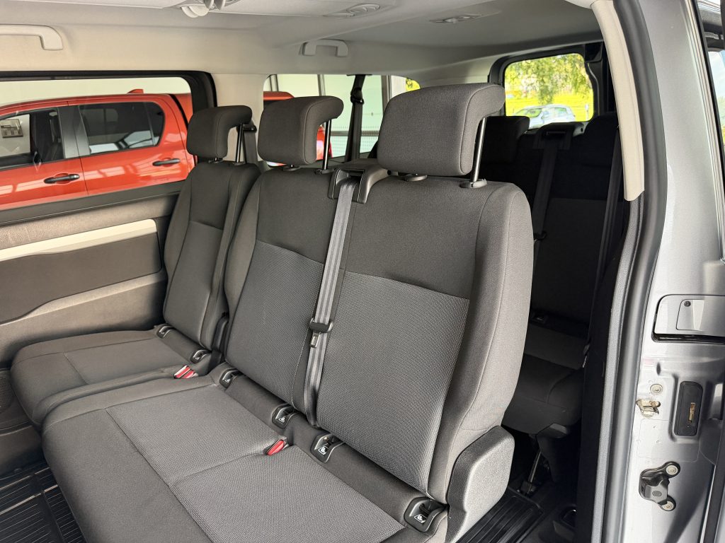 Toyota Proace Verso Shuttle